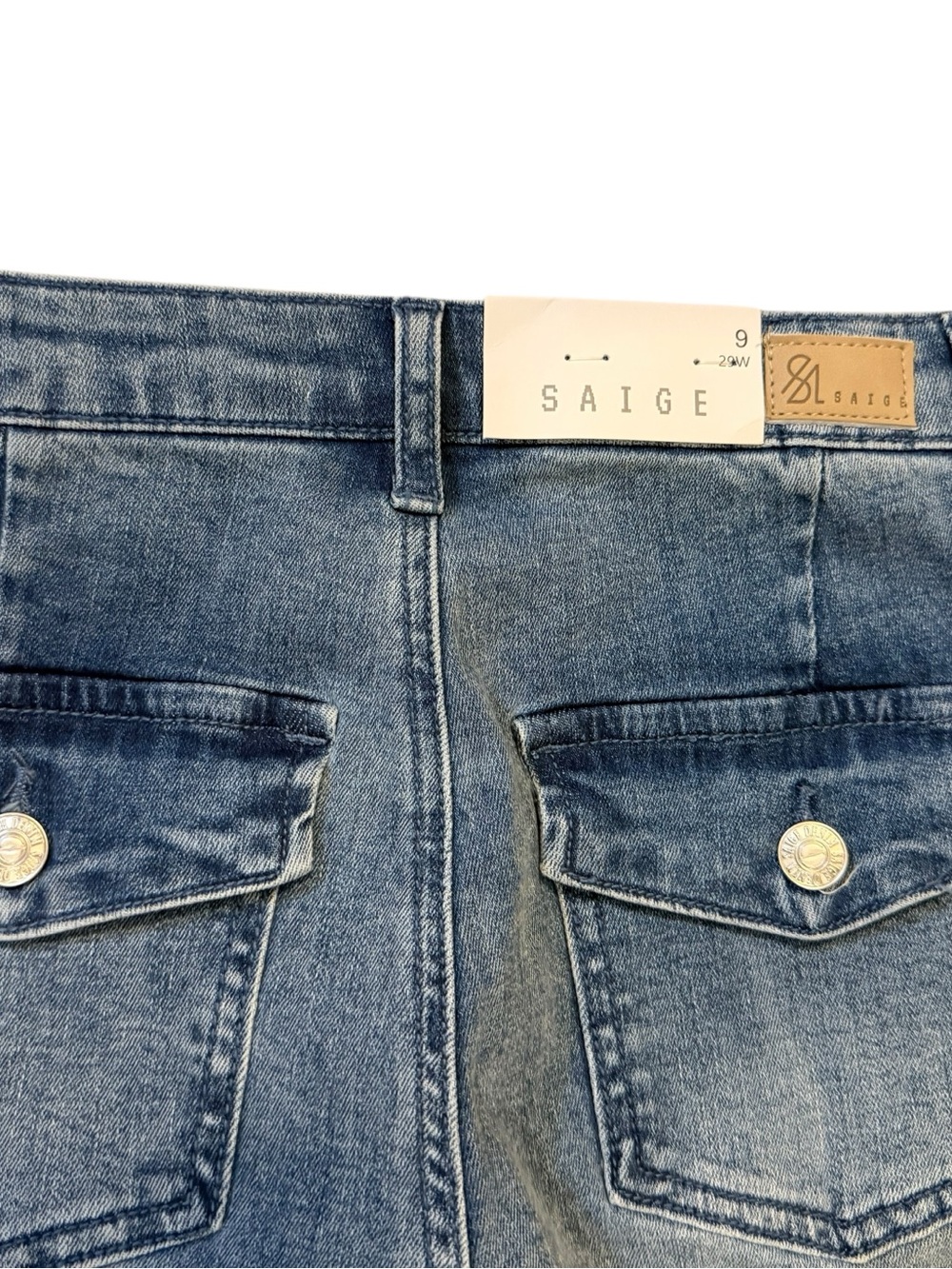 Saige Tummy Control Stretchy Wide Seam Detailed Jeans NWT Size 29 - Picture 14 of 16